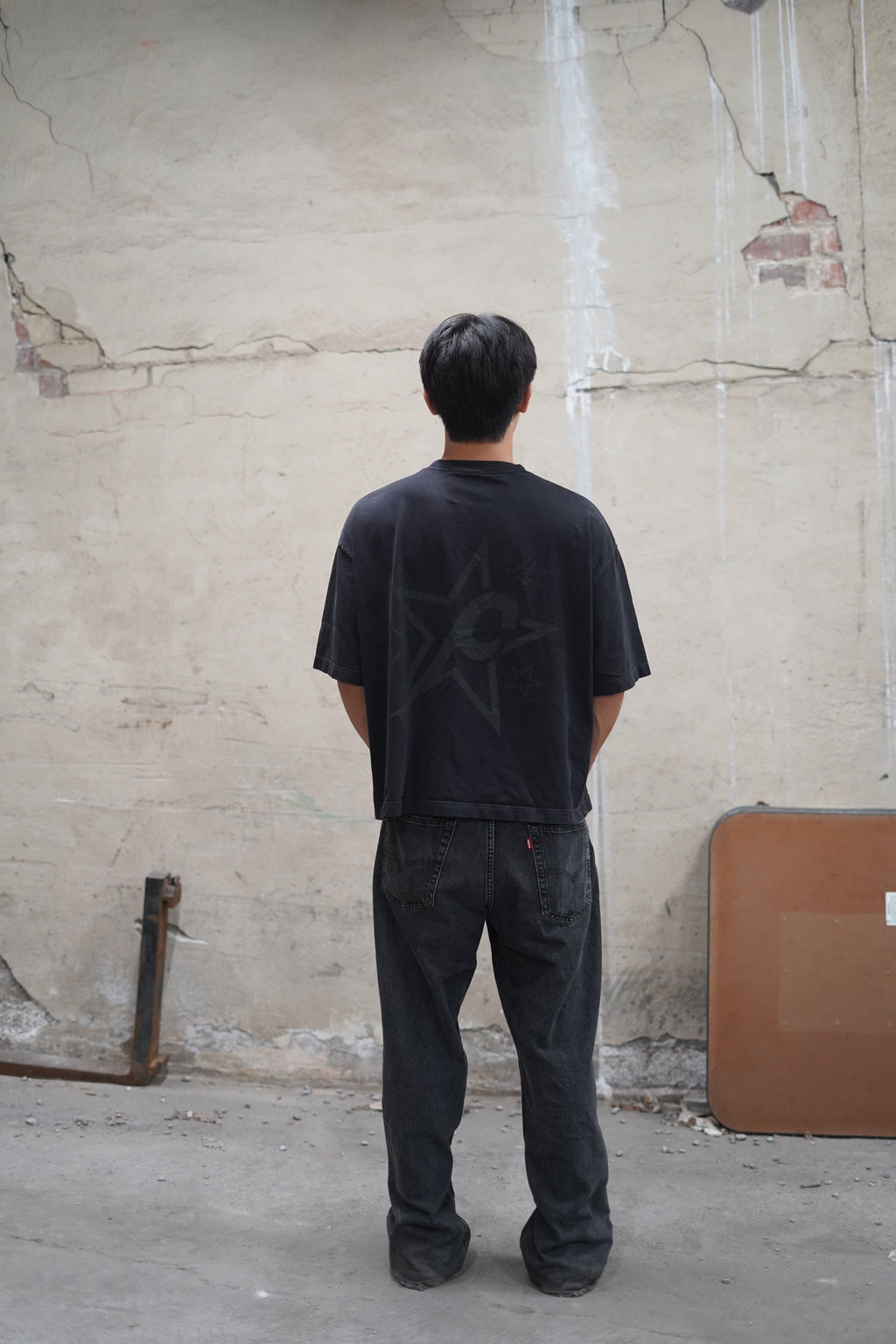 BLACK FOUNDATION T-SHIRT