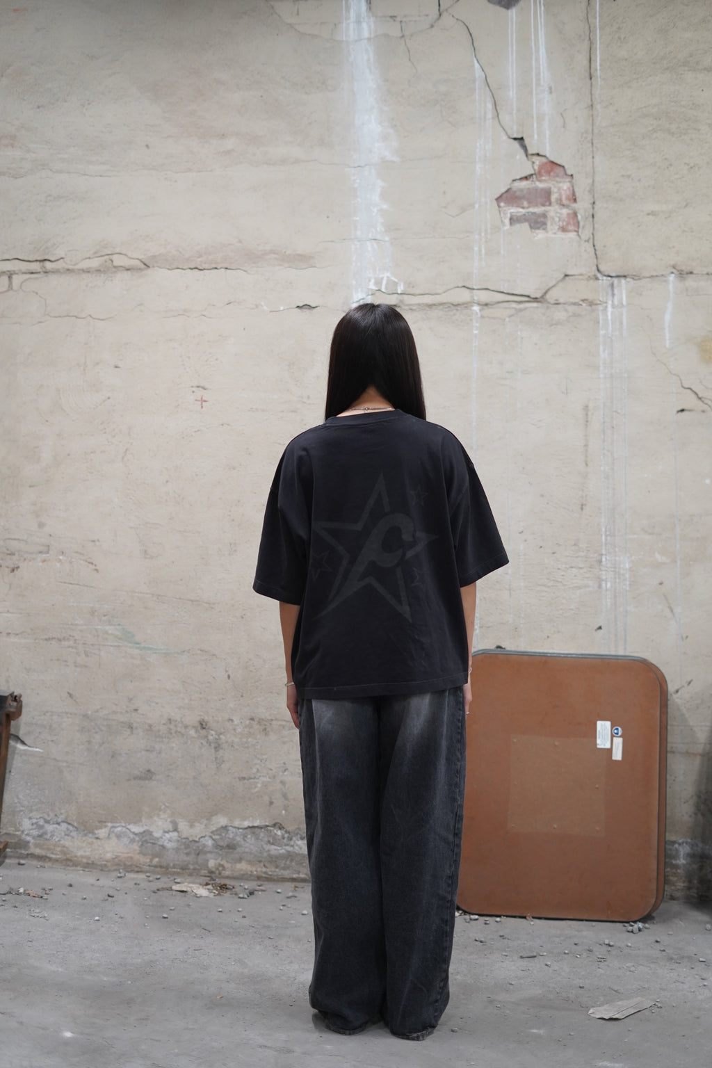 BLACK FOUNDATION T-SHIRT